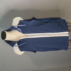 Weekends by Chico's Blue Sleeveless Zip Front Stretchy Vest Golf Size L